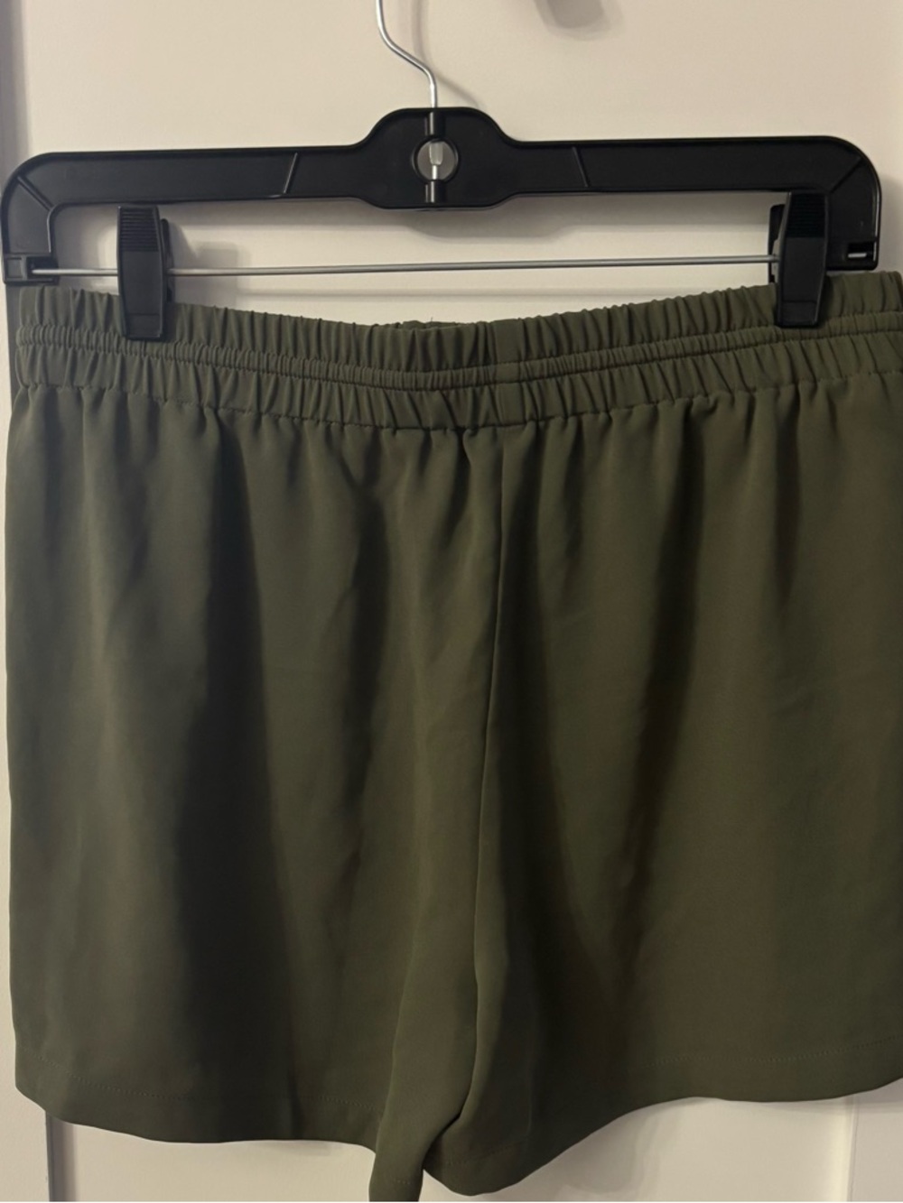 Theory Women's Olive Green Drawstring Shorts - Picture 2 of 2